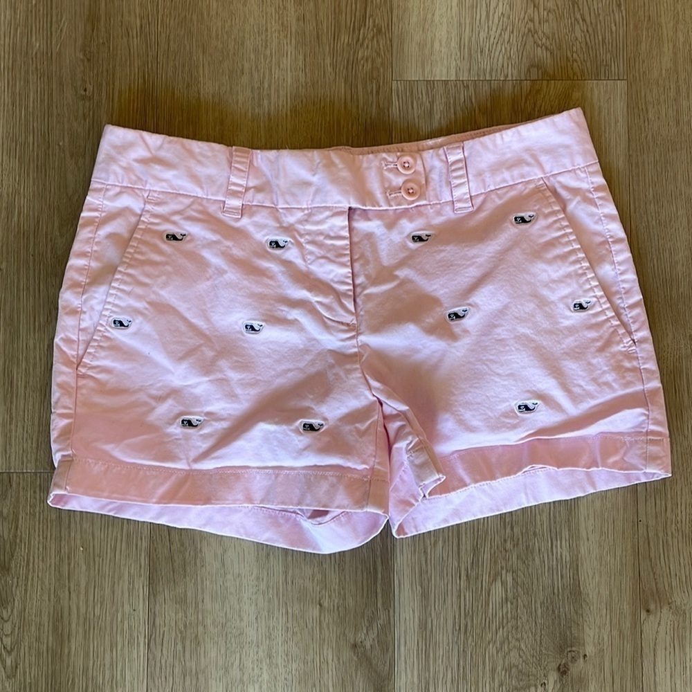 vineyard Vines pink low rise shorts. Size 2 - Picture 2 of 5
